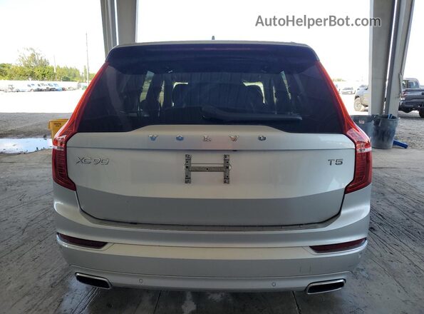 YV4102CKXM1717547 2021 VOLVO XC90 Silver Հետևի տեսք