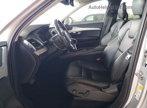 YV4102CKXM1717547 2021 VOLVO XC90 Silver Սալոնի դիմացի տեսք