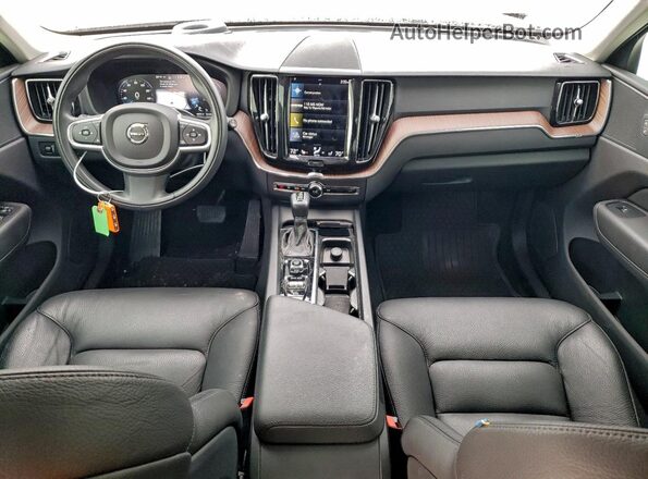 YV4102DK7M1835845 2021 VOLVO XC60 Black Вид панелі приладів