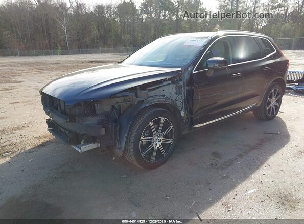 YV4102DL8L1436210 2020 VOLVO XC60 Black Vista tres cuartos delantera izquierda