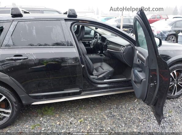 YV4102NK1K1084706 2019 VOLVO V90 CROSS COUNTRY Black 