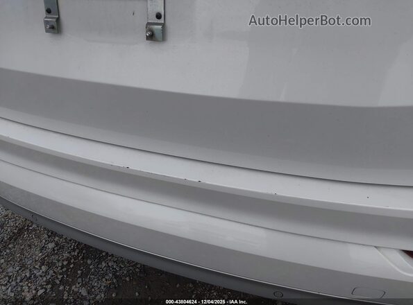 YV4102PK3L1566401 2020 VOLVO XC90 Белый 