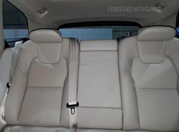 YV4102RK1M1676300 2021 VOLVO XC60 Blue 