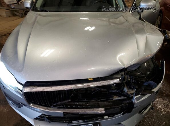 YV4102RK5J1066976 2018 VOLVO XC60 Серебряный 