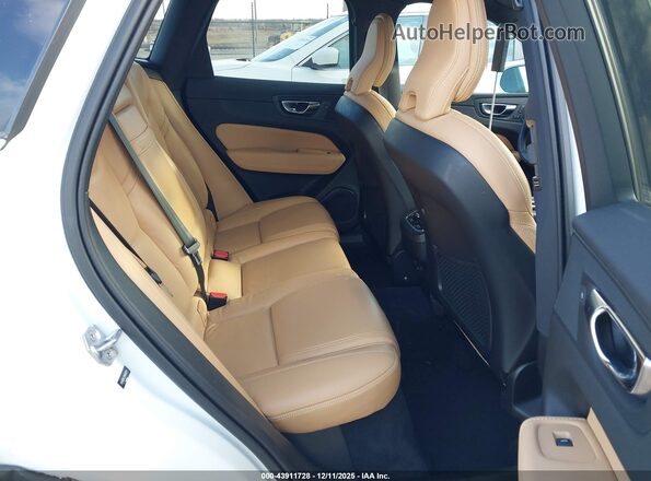 YV4102RL2M1835091 2021 VOLVO XC60 Белый Вид наклейки с VIN-кодом