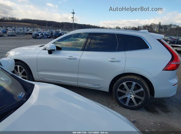 YV4102RL2M1835091 2021 VOLVO XC60 Белый Панорамный вид салона 360°