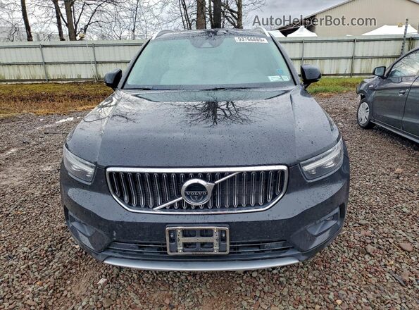 YV4162UL8L2174746 2020 VOLVO XC40 Charcoal Front view