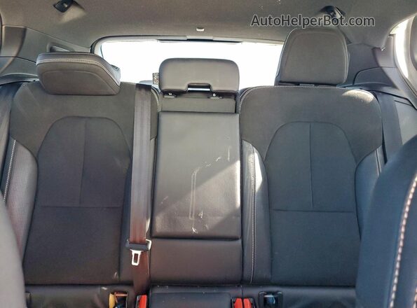 YV4162UM3L2197344 2020 VOLVO XC40 White Вид задніх сидінь