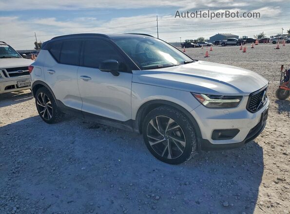 YV4162UM3L2197344 2020 VOLVO XC40 White Передня права чверть