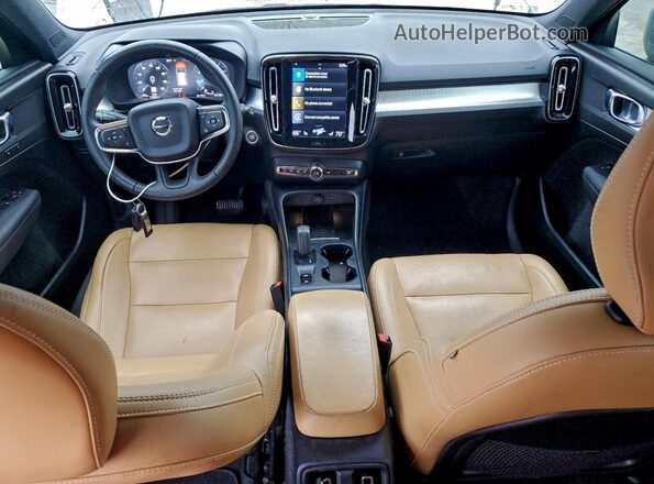 YV4162XZ0K2013533 2019 VOLVO XC40 Gray Vista del salpicadero