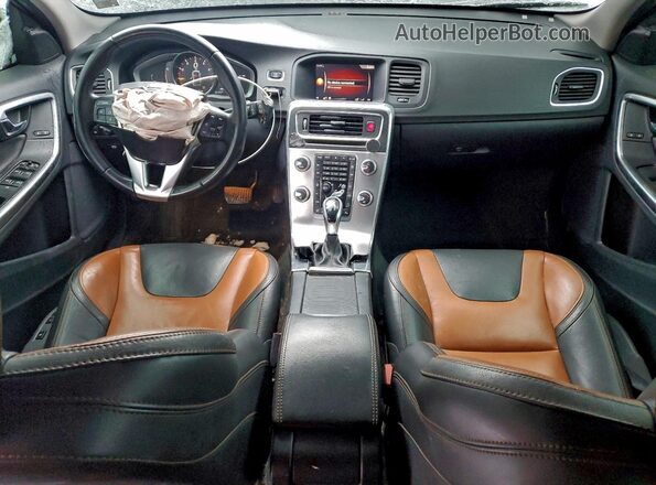YV440MWK3H1040089 2017 VOLVO V60 Black წინა პანელის ხედი