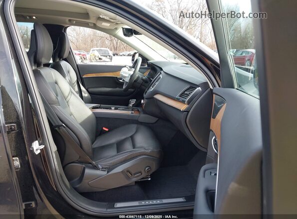 YV4A221K2N1811615 2022 VOLVO XC90 Black Widok wnętrza z przodu