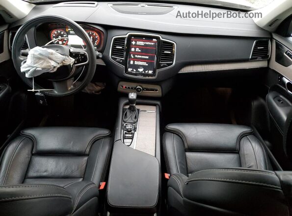 YV4A221L3M1753909 2021 VOLVO XC90 Gray Dashboard view