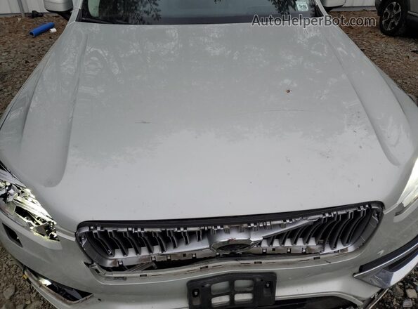 YV4A221L3M1753909 2021 VOLVO XC90 Gray Engine compartment view