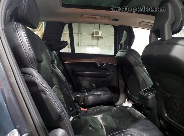 YV4A221L6M1722492 2021 VOLVO XC90 Blue Vista de los asientos traseros