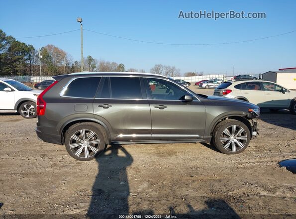YV4A22PL5N1805629 2022 VOLVO XC90 Green Vista interior de 360 grados