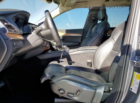 YV4A22PL9L1616270 2020 VOLVO XC90 Silver 