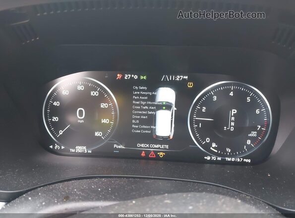 YV4A22RL3M1744650 2021 VOLVO XC60 Blue Widok tylnych siedzeń