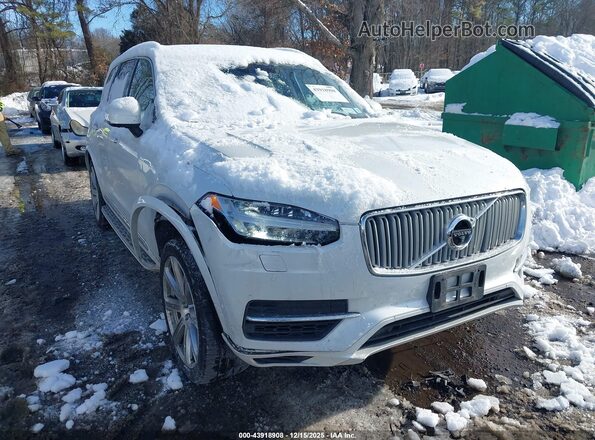 YV4BC0PL6H1130965 2017 VOLVO XC90 HYBRID Белый Вид спереди