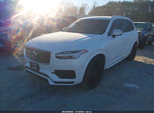 YV4BC0PM1H1150078 2017 VOLVO XC90 HYBRID White Передня ліва чверть