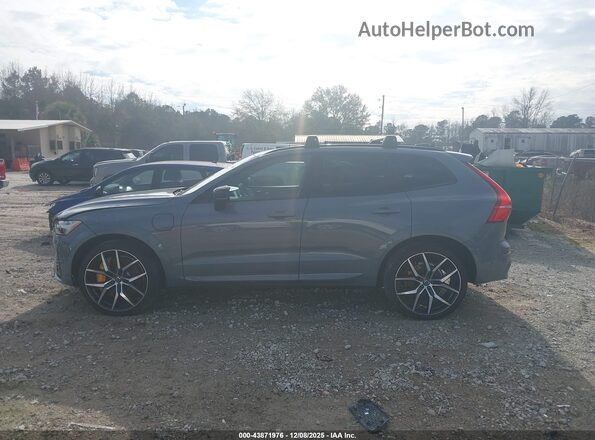 YV4BK0DP7N1941339 2022 VOLVO XC60 RECHARGE PLUG-IN HYBRID Gray Widok wnętrza 360 stopni