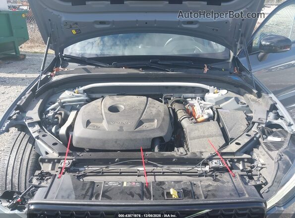 YV4BK0DP7N1941339 2022 VOLVO XC60 RECHARGE PLUG-IN HYBRID Gray Widok z tyłu