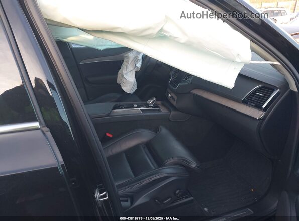 YV4BR0CL8N1821141 2022 VOLVO XC90 RECHARGE PLUG-IN HYBRID Black Widok wnętrza z przodu
