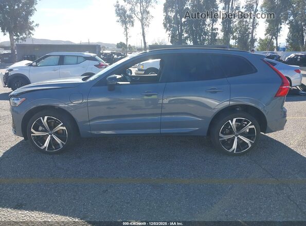 YV4BR0DM3N1965512 2022 VOLVO XC60 RECHARGE PLUG-IN HYBRID Gray Vista interior de 360 grados