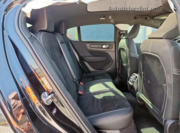 YV4ED3GM2P2055369 2023 VOLVO C40 Black Вид задньої частини салону