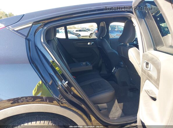 YV4ED3GM3P2063352 2023 VOLVO C40 RECHARGE PURE ELECTRIC Black 