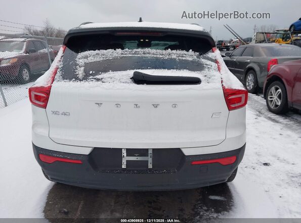 YV4ED3UM3P2002278 2023 VOLVO XC40 RECHARGE PURE ELECTRIC White 