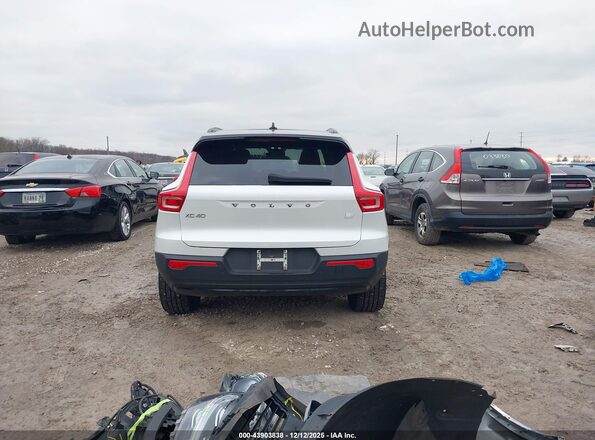 YV4ED3UR1M2564154 2021 VOLVO XC40 RECHARGE PURE ELECTRIC White 