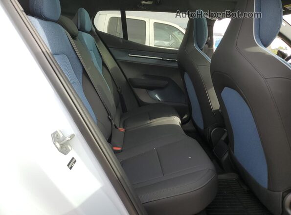 YV4EK3ZK3SS152929 2025 VOLVO EX30 Blue Rear seats view