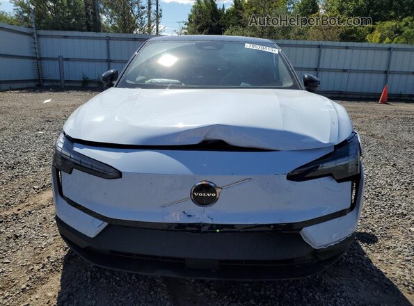YV4EK3ZK9SS147749 2025 VOLVO EX30 White Widok z przodu