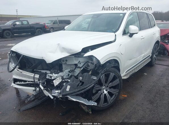 YV4H600A9P1925386 2023 VOLVO XC90 RECHARGE PLUG-IN HYBRID White Przód lewy