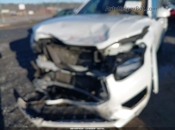 YV4H60CL2N1847169 2022 VOLVO XC90 RECHARGE PLUG-IN HYBRID White Widok z przodu