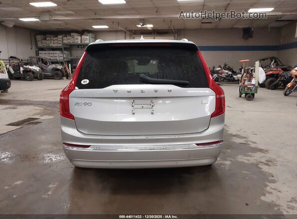YV4H60CL7N1841206 2022 VOLVO XC90 RECHARGE PLUG-IN HYBRID Silver 