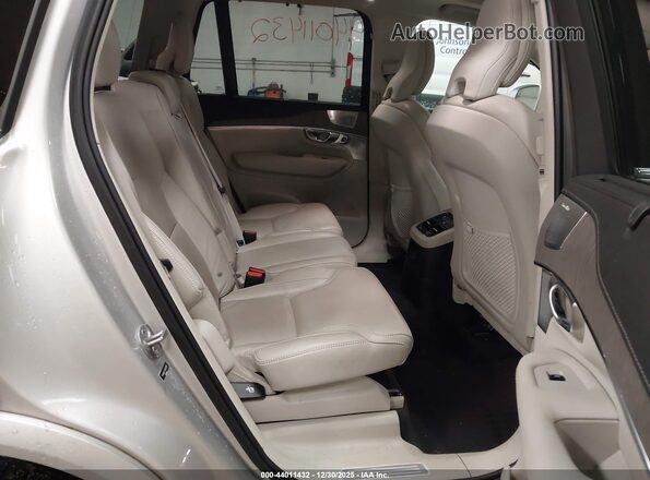 YV4H60CL7N1841206 2022 VOLVO XC90 RECHARGE PLUG-IN HYBRID Silver VIN sticker view