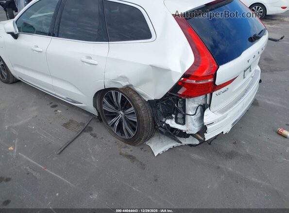 YV4H60DA1P1376177 2023 VOLVO XC60 RECHARGE PLUG-IN HYBRID White წინა ხედი