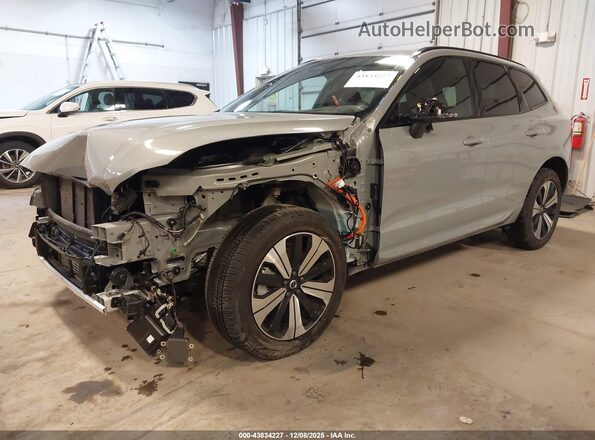 YV4H60DL8R1831532 2024 VOLVO XC60 RECHARGE PLUG-IN HYBRID Silver Передня ліва чверть