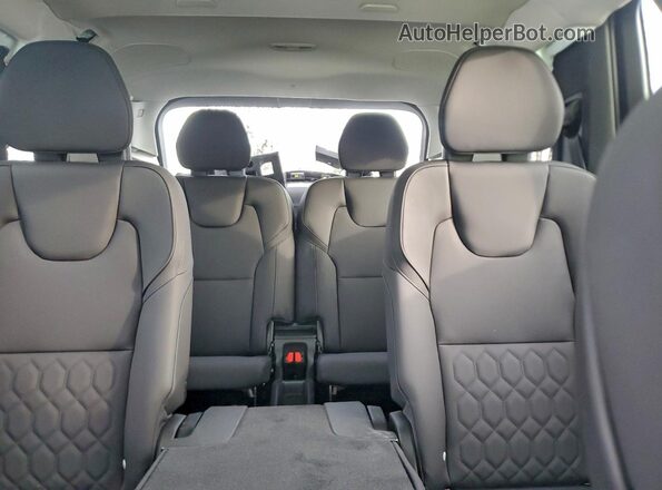 YV4H60PB7S1371417 2025 VOLVO XC90 White უკანა სავარძლების ხედი