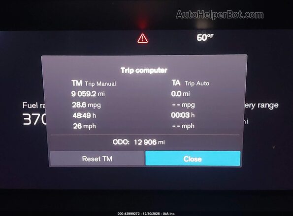 YV4H60RC0S1007619 2025 VOLVO XC60 PLUG-IN HYBRID Gray Widok tylnych siedzeń
