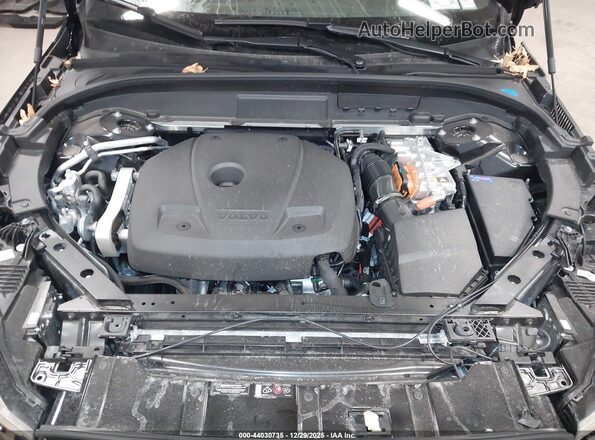 YV4H60RC0T1287401 2026 VOLVO XC60 PLUG-IN HYBRID Черный Вид сзади