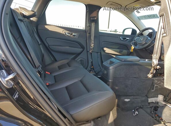 YV4H60RJ0S1039744 2025 VOLVO XC60 Black Widok wnętrza z tyłu