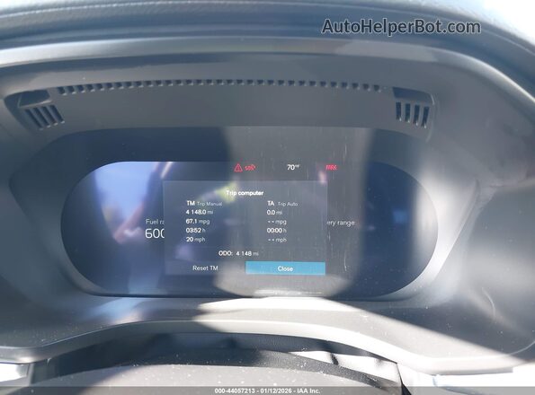 YV4H60RM9S1147516 2025 VOLVO XC60 PLUG-IN HYBRID Black Հետևի նստատեղերի տեսք