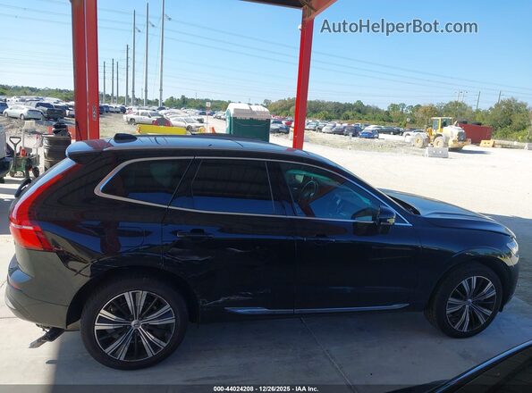 YV4L12DL1N1091353 2022 VOLVO XC60 Black Widok wnętrza z tyłu