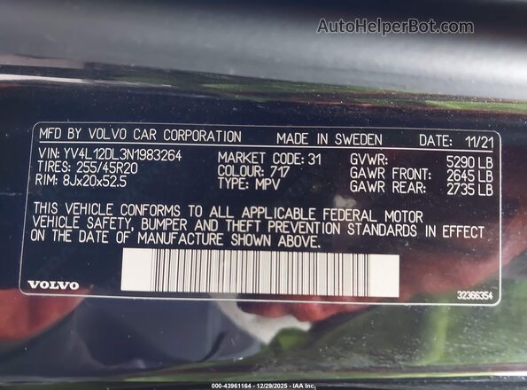 YV4L12DL3N1983264 2022 VOLVO XC60 Black Engine compartment view