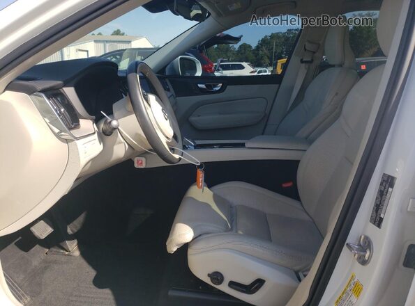 YV4L12DL5N1033309 2022 VOLVO XC60 White წინა სალონის ხედი