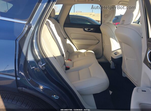 YV4L12DV2P1254581 2023 VOLVO XC60 Синий Вид наклейки с VIN-кодом