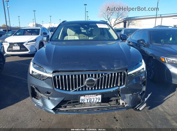 YV4L12DV2P1254581 2023 VOLVO XC60 Синий Вид задней части салона